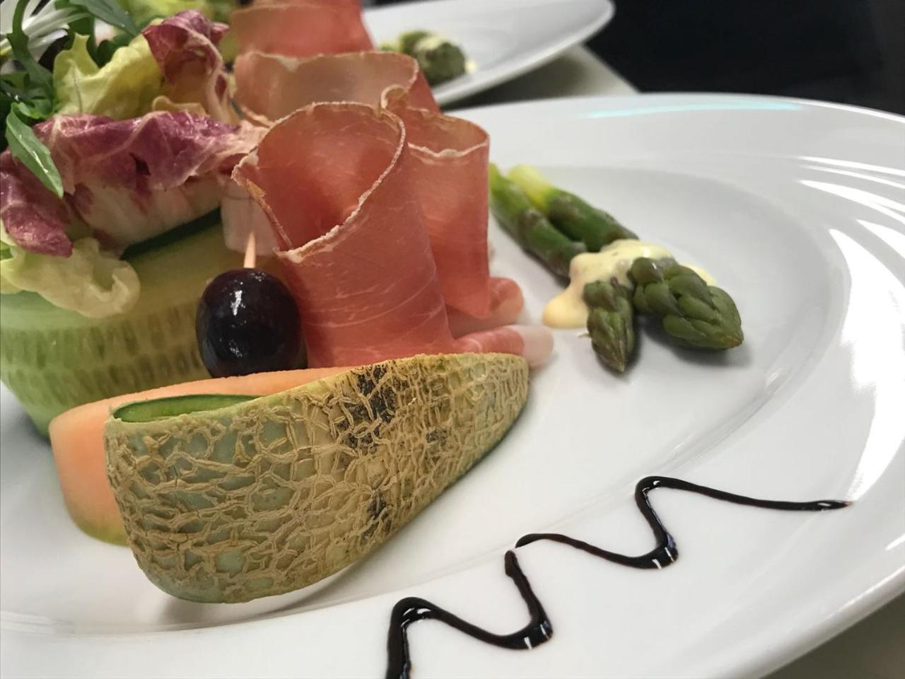 Hotel Restaurant La Furca Дизентис Екстериор снимка